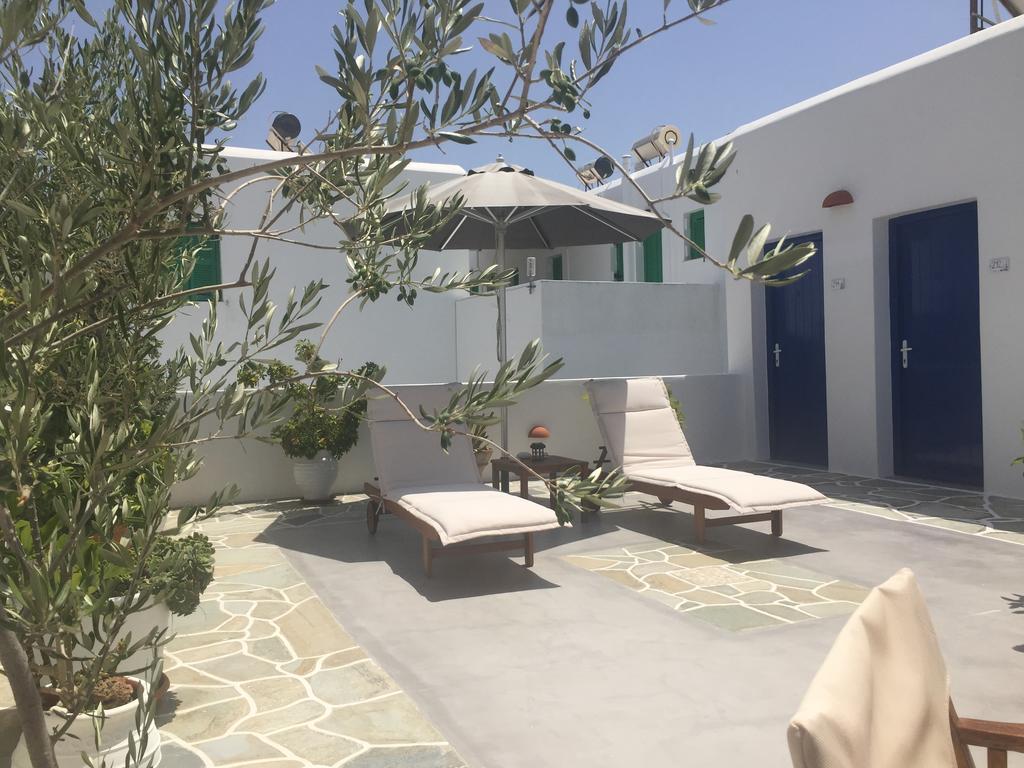 Anna'S Studio Piso Livadi Exterior photo